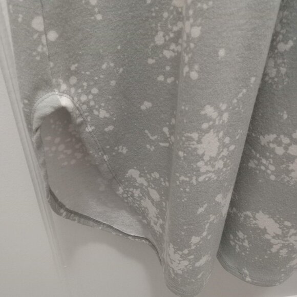 Gilli Gray and Cream Tank Knit Dress - Picture 5 of 5